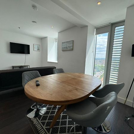 Cozy One Bedroom Flat 20 Mins Central London Bp142 Экстерьер фото