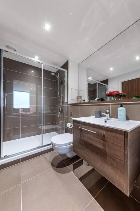 Cozy One Bedroom Flat 20 Mins Central London Bp142 Экстерьер фото