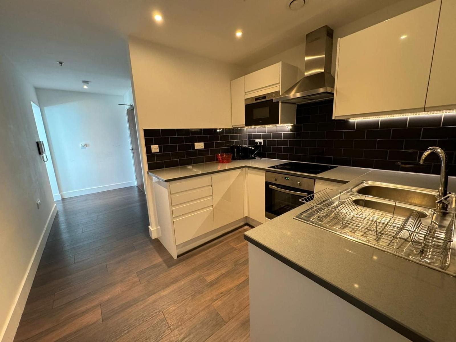 Cozy One Bedroom Flat 20 Mins Central London Bp142 Экстерьер фото