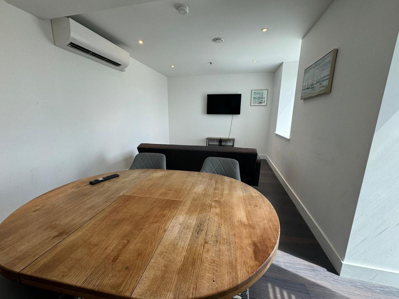 Cozy One Bedroom Flat 20 Mins Central London Bp142 Экстерьер фото